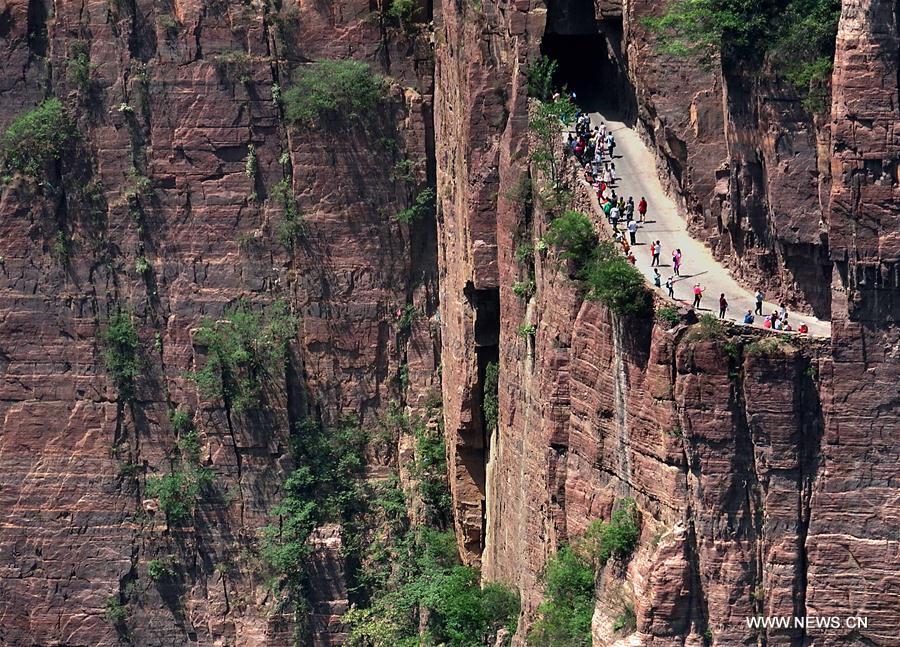 Miraculous cliff corridor in Henan