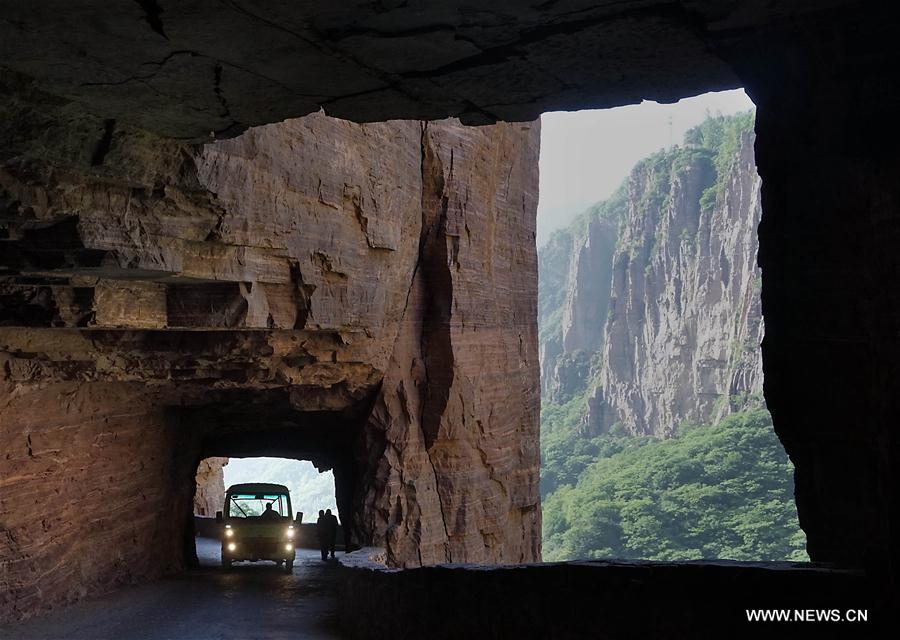 Miraculous cliff corridor in Henan