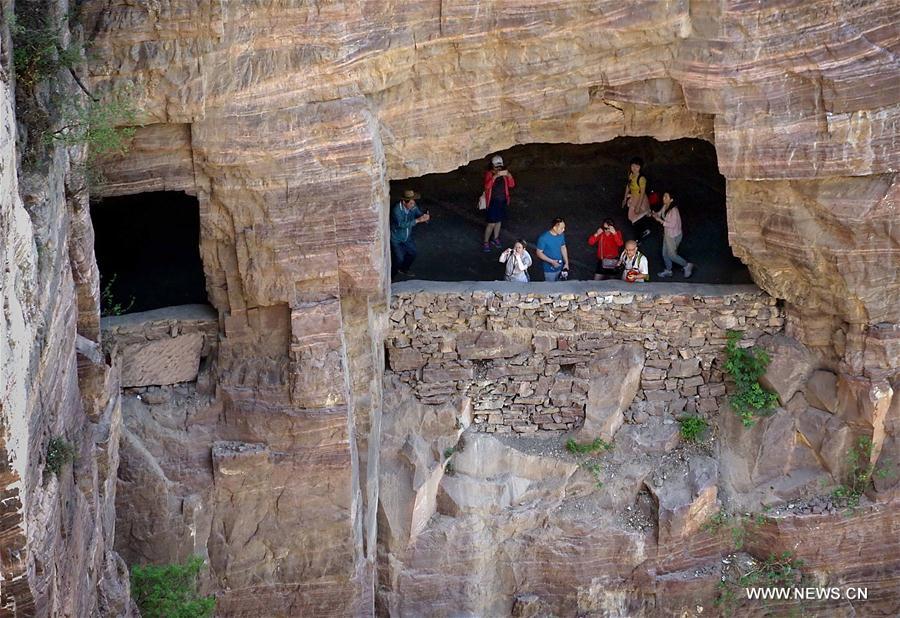 Miraculous cliff corridor in Henan