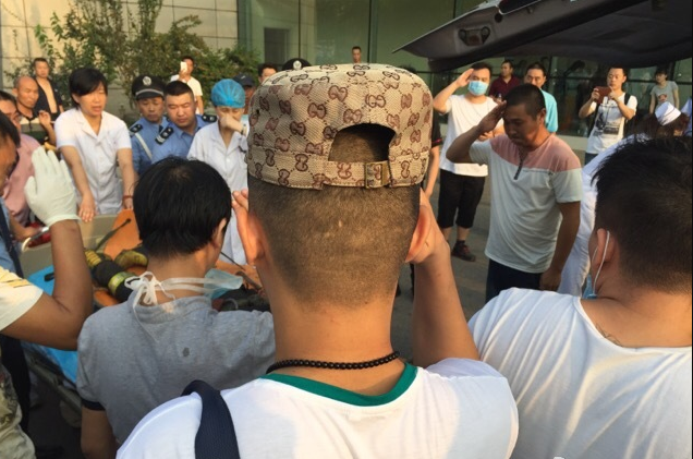 天津爆炸已致多名消防员牺牲 仍有消防员失联