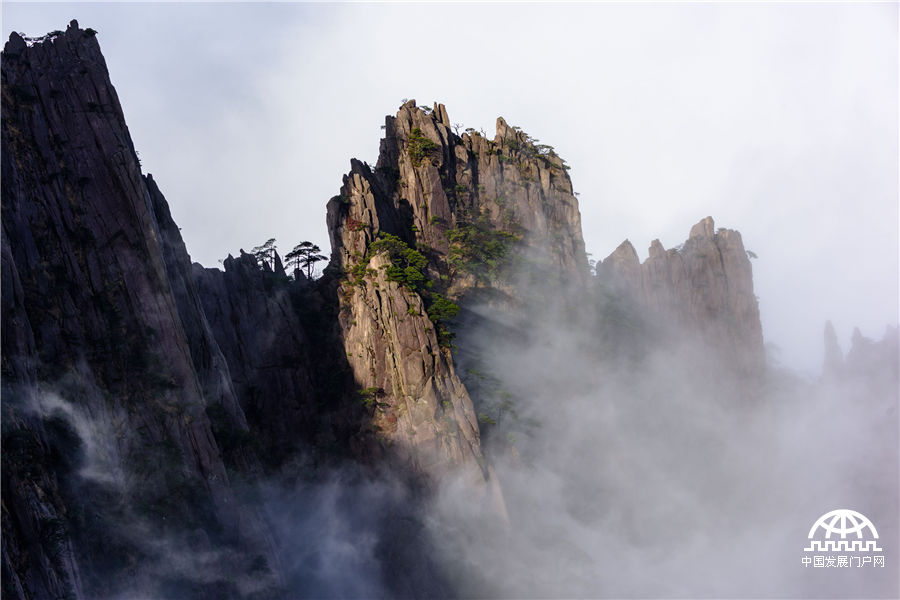世界气象日：黄山气象万千 变幻莫测
