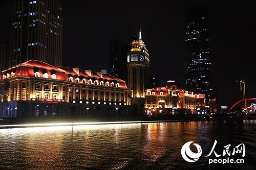 海河夜景。 实习生司远 摄