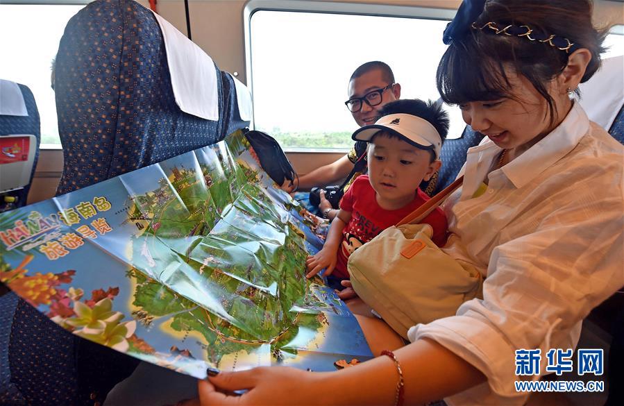 环岛高铁给海南国际旅游岛带来'三变'