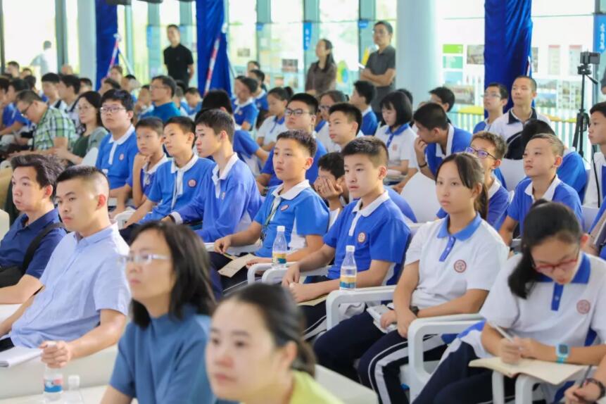 “科學與中國”院士專家巡講團在南山開幕